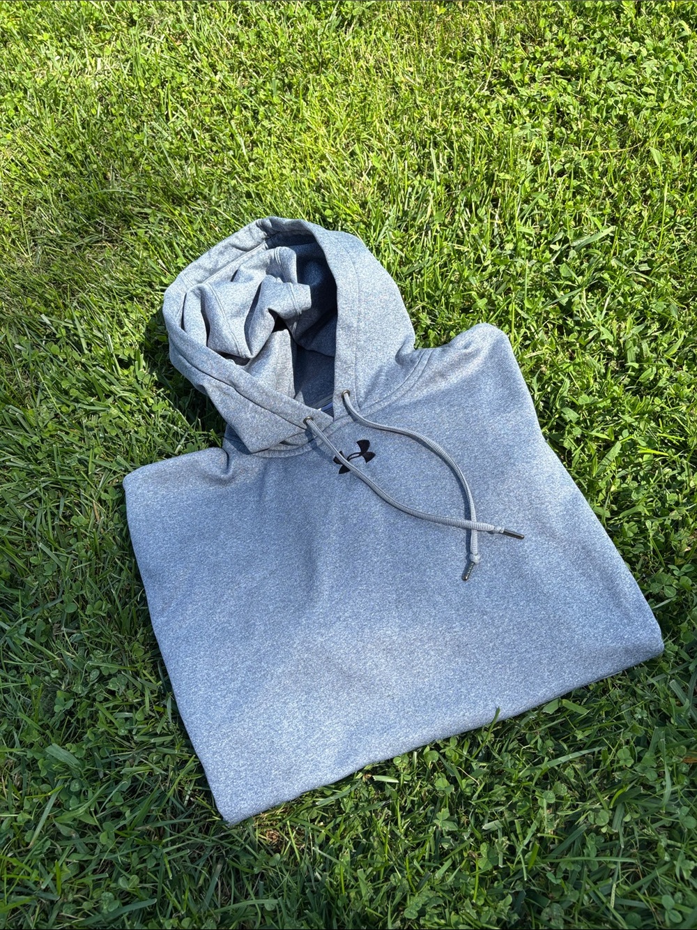 Under Armour Men’s Gray Hoodie
